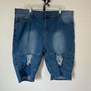 Kno Betta Vintage Men’s Distresses Jean Shorts  ~ Size 42